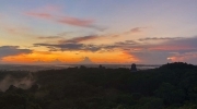 ESCAPADA Tikal “Atardecer Maya” y Río Dulce